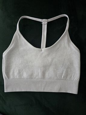 Yogalicious Ribbed T-Back Bralette in Light Gray Size M
